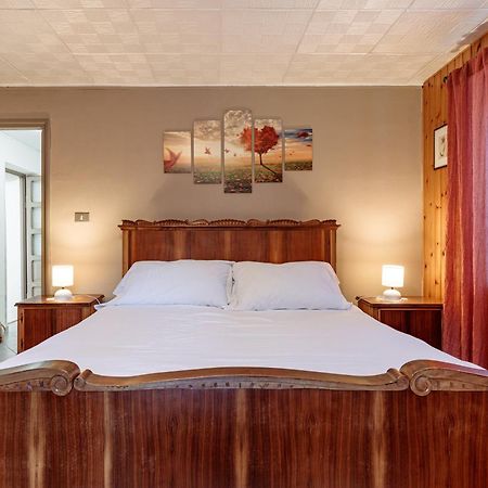 Ferienwohnung Lo Mitcho De Pouisse Aosta Exterior foto