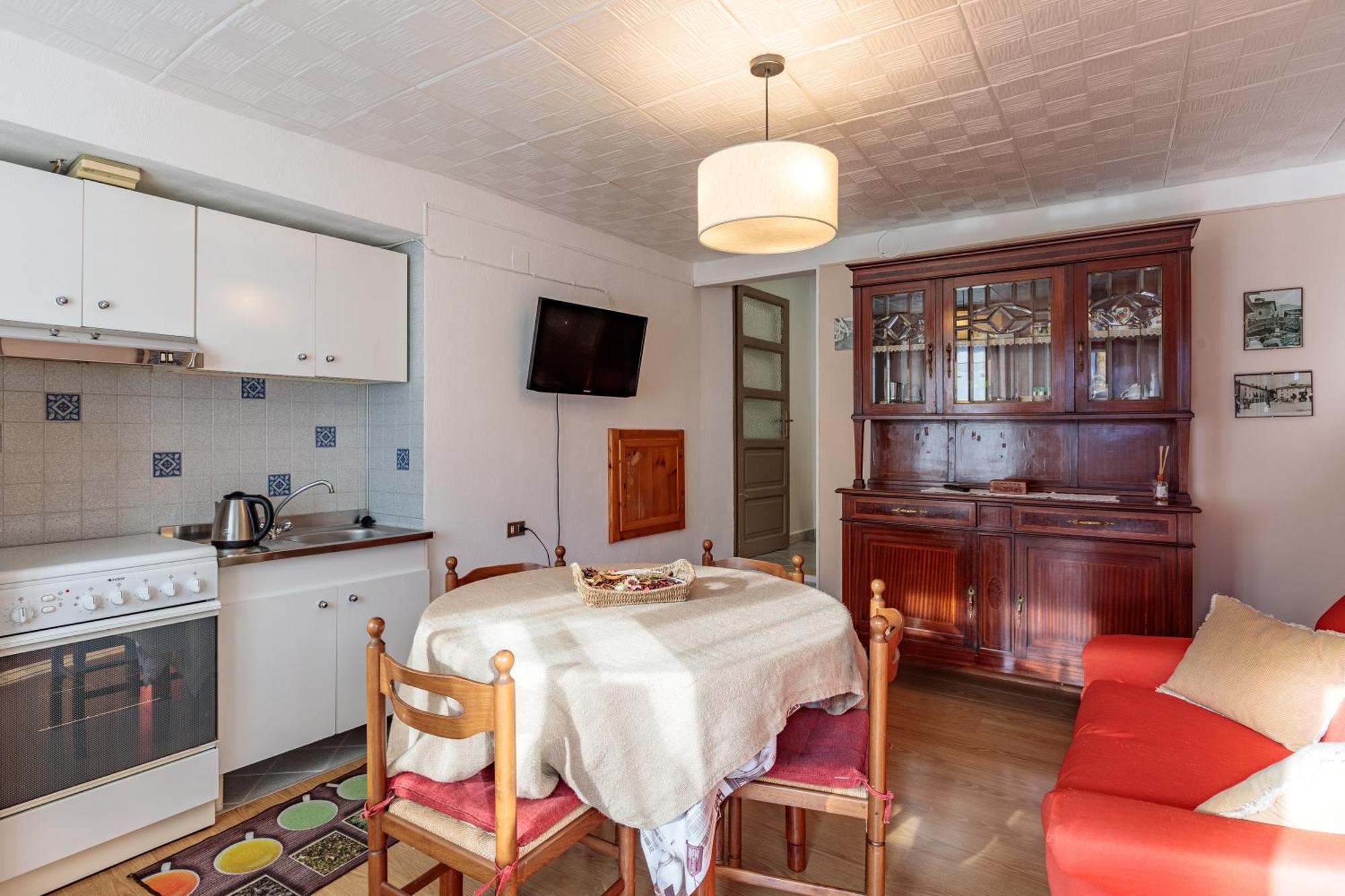 Ferienwohnung Lo Mitcho De Pouisse Aosta Exterior foto