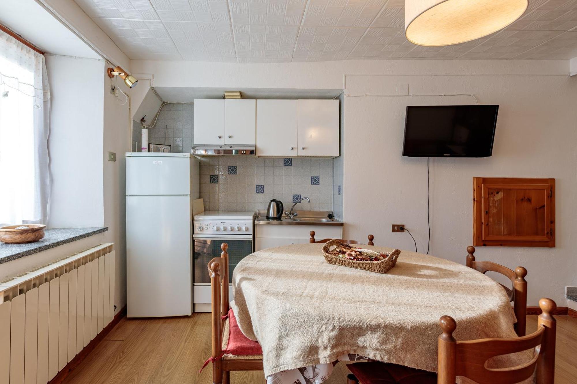 Ferienwohnung Lo Mitcho De Pouisse Aosta Exterior foto