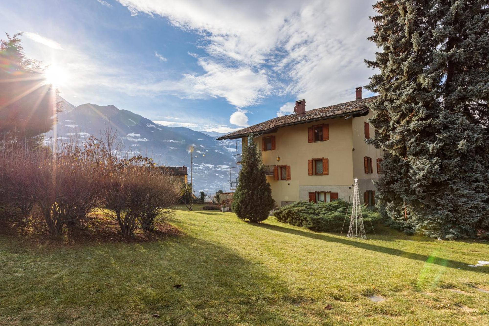Ferienwohnung Lo Mitcho De Pouisse Aosta Exterior foto